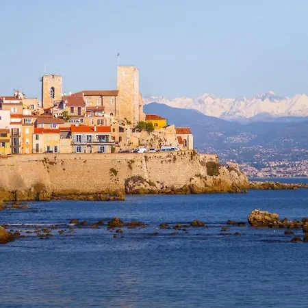 De L'etoile Antibes
