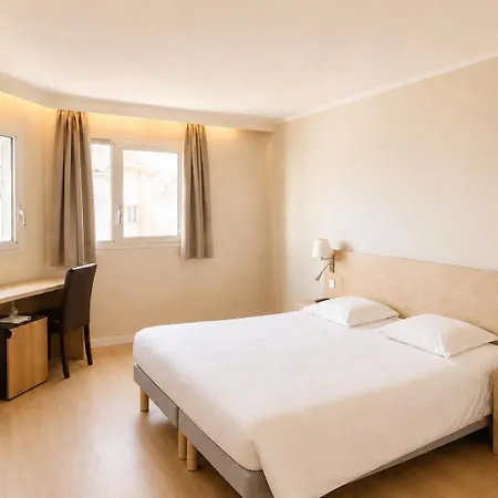 De L'etoile 3* Antibes