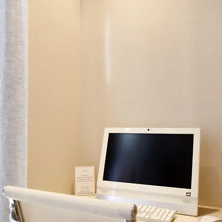 De L'etoile 3* אנטיב