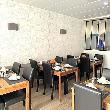De L'etoile Otel