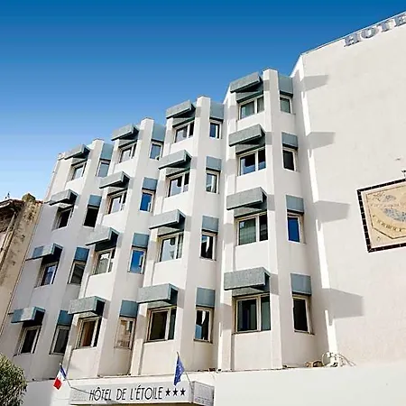 De L'etoile Otel 3*