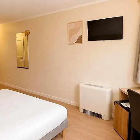 De L'etoile Otel 3*