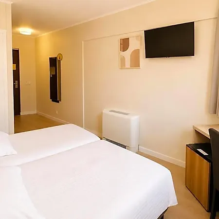 De L'etoile Otel Antibes
