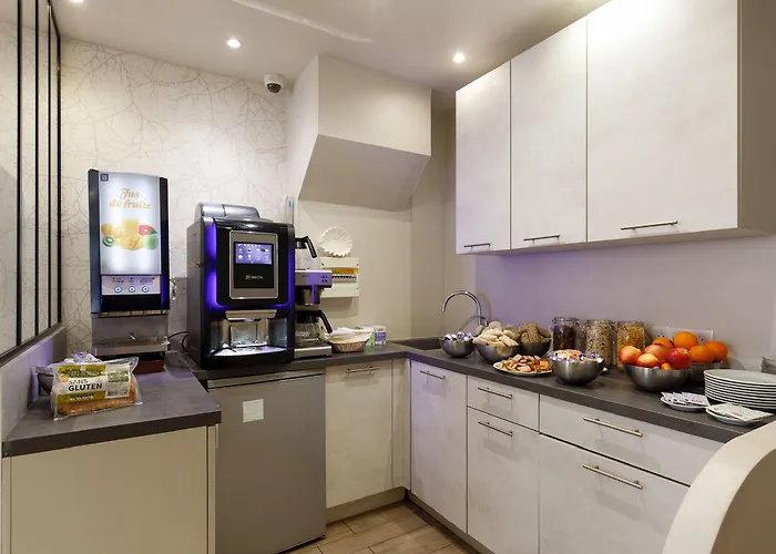 De L'etoile 호텔 3*